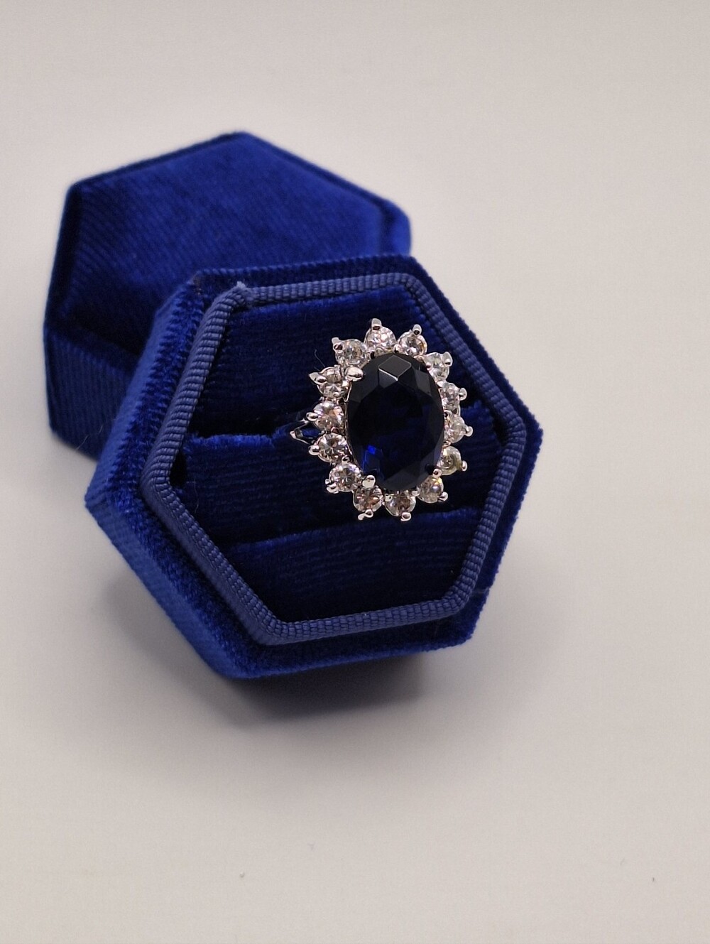 NWT Swarovski Crystal Blue Oval Halo Cocktail Ring Size 6